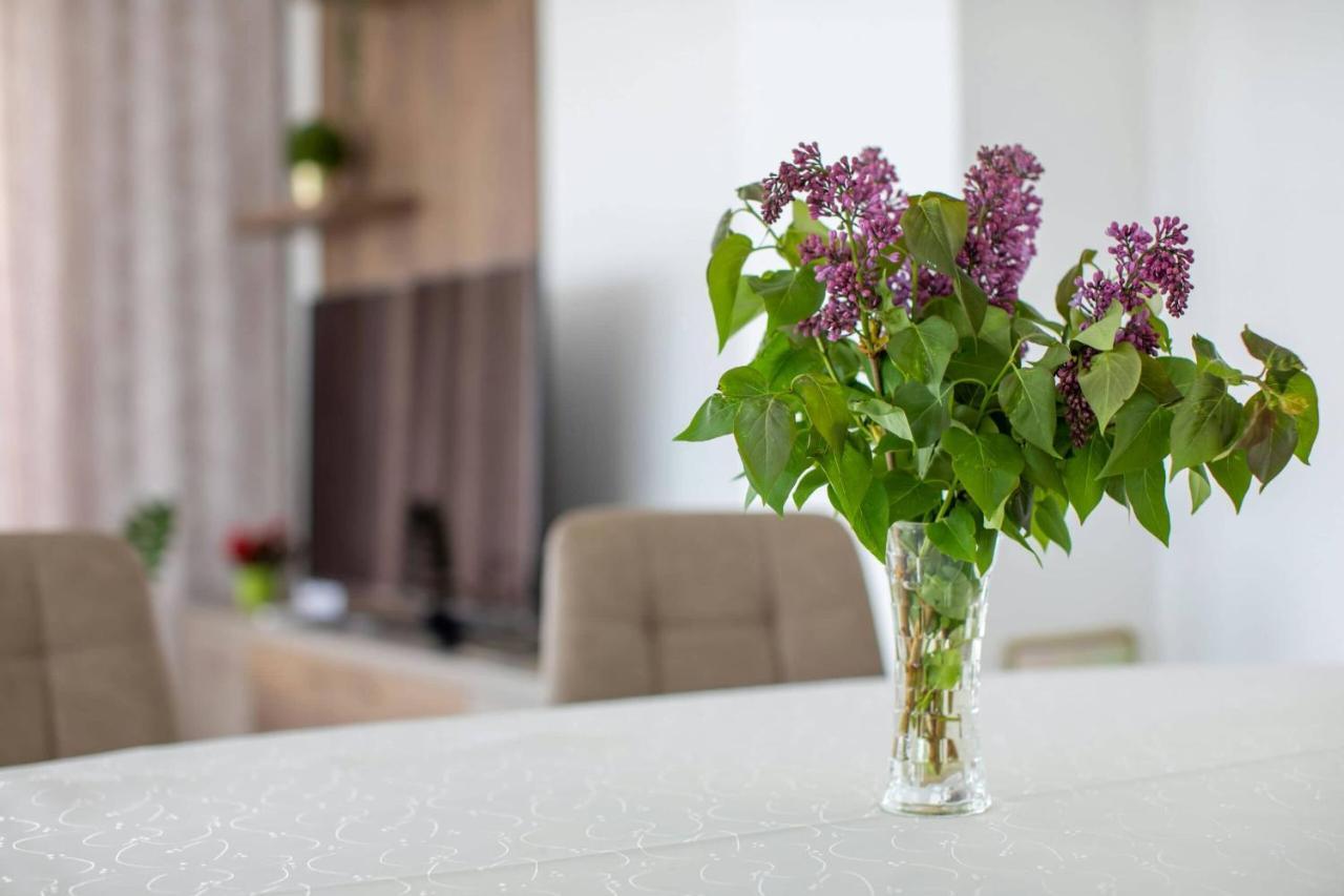 Aszuvilag Rezidencia With Sauna & Jacuzzi Legyesbenye Exteriör bild