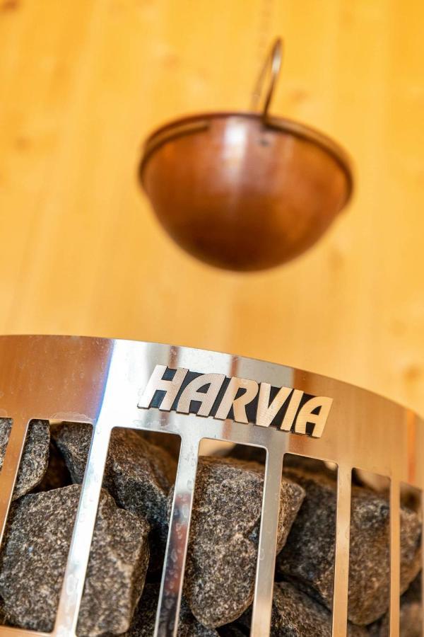 Aszuvilag Rezidencia With Sauna & Jacuzzi Legyesbenye Exteriör bild