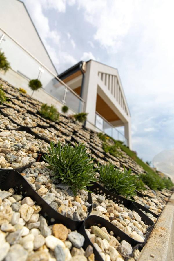 Aszuvilag Rezidencia With Sauna & Jacuzzi Legyesbenye Exteriör bild