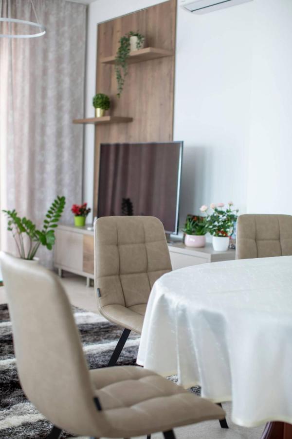 Aszuvilag Rezidencia With Sauna & Jacuzzi Legyesbenye Exteriör bild