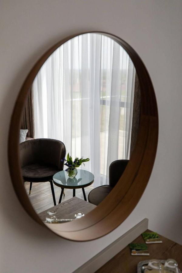 Aszuvilag Rezidencia With Sauna & Jacuzzi Legyesbenye Exteriör bild
