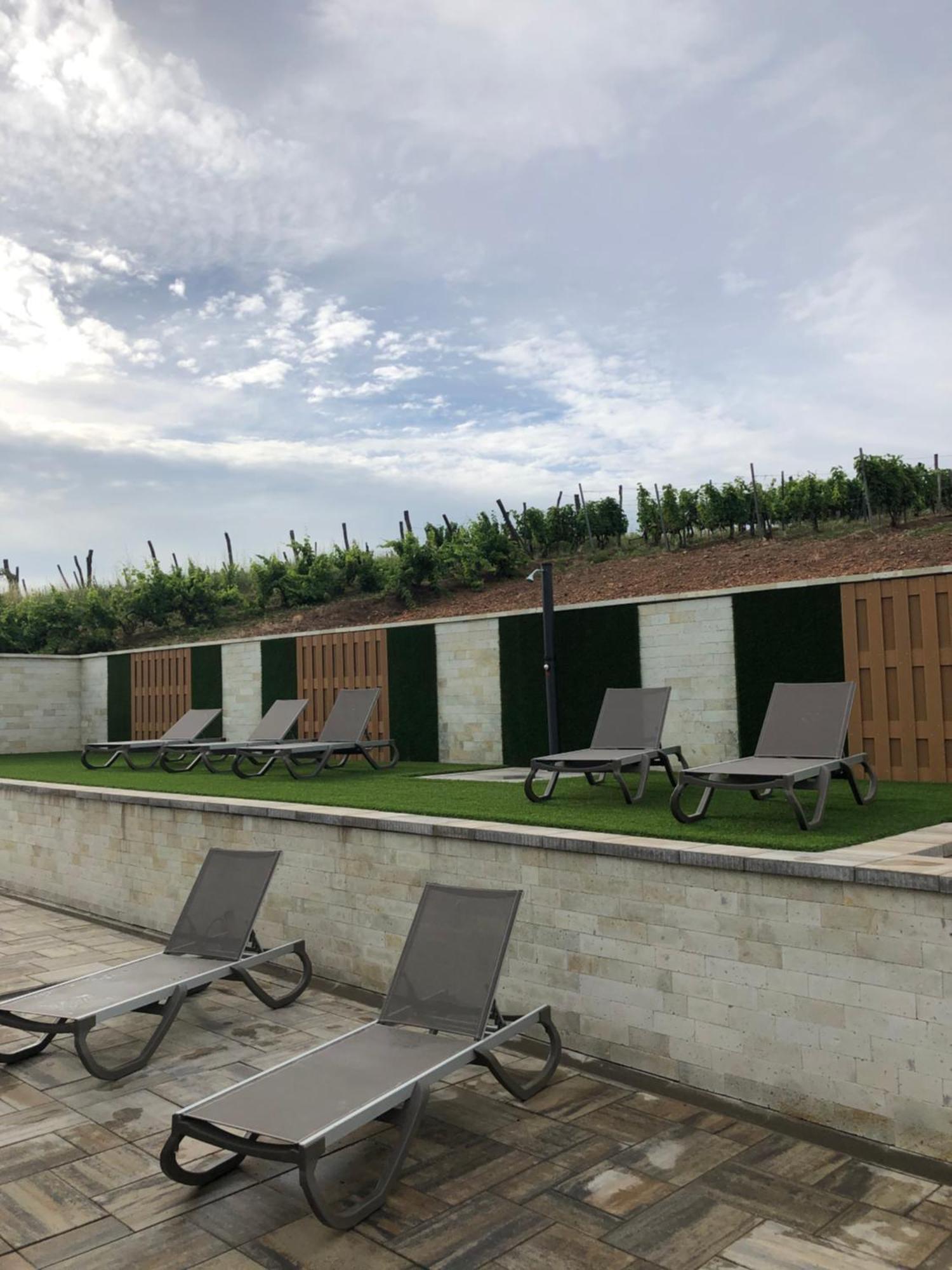 Aszuvilag Rezidencia With Sauna & Jacuzzi Legyesbenye Exteriör bild